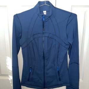 Lululemon define jacket (not cropped) SZ 6